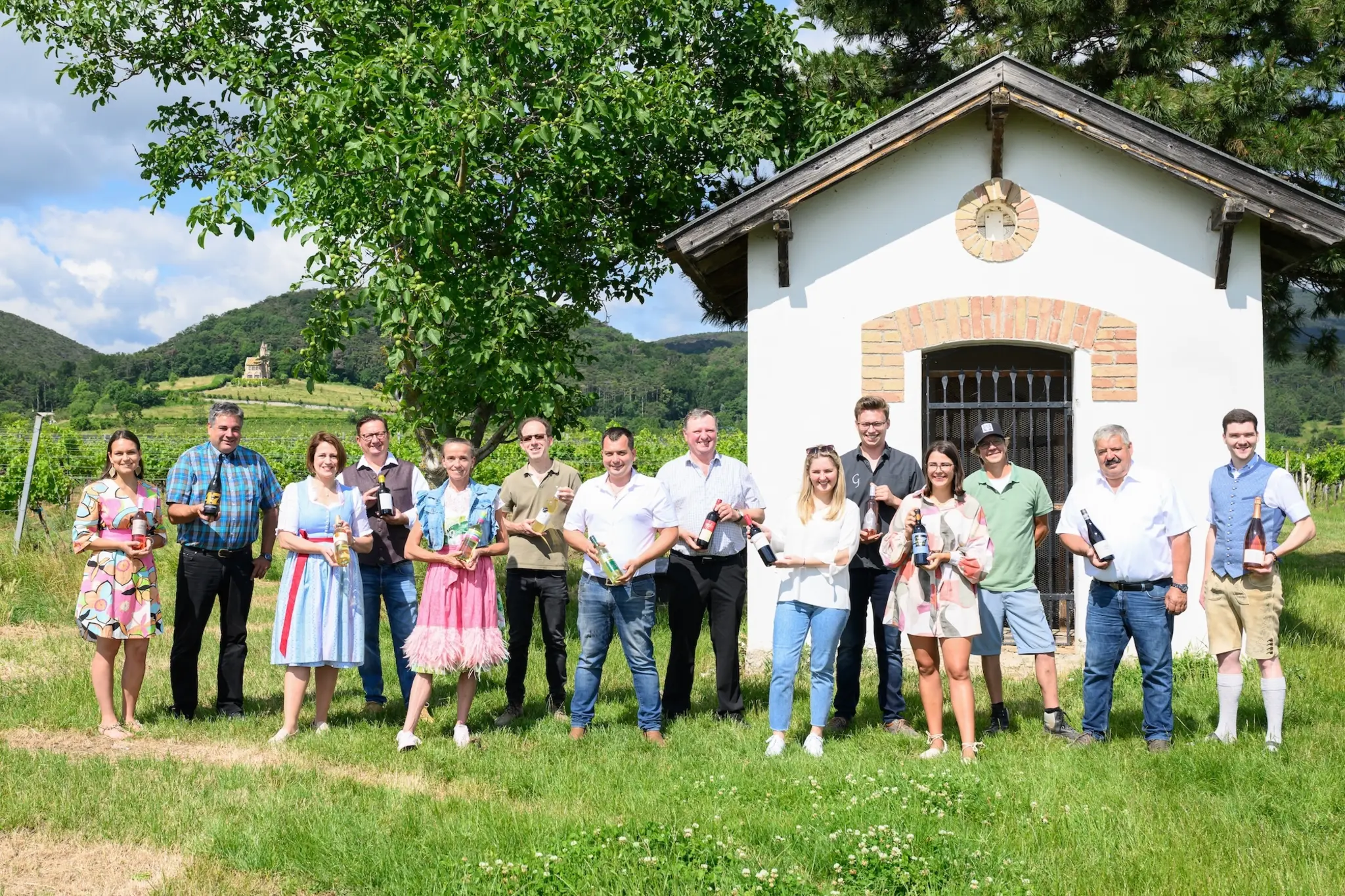 -Anzeige-Soo-er-Spitzenweine-beim-Winzerwandern-verkosten