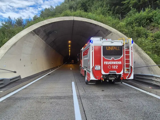 Im Einsatz standen sieben Fahrzeuge der Feuerwehr mit insgesamt 64 Mann. | Foto: Feuerwehr Feistritz/ Drau