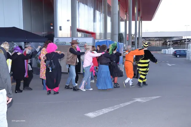 Am Faschingdienstag ist beim Café in Rosental immer etwas los. | Foto: Foto Agathon Koren