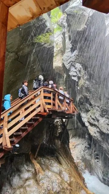 Gemeinsam die Sigmund Thun Klamm erleben. | Foto: wfu