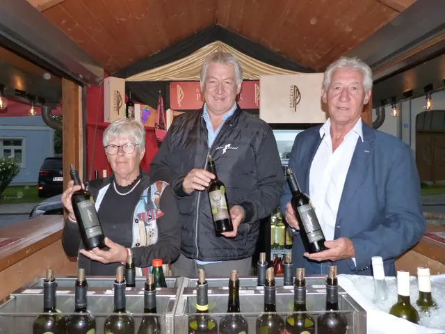 Stolz präsentierten die Winzer und Winzerinnen ihre Weine! | Foto: Vanessa Wittmann