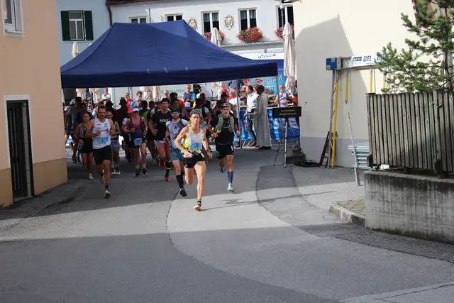 Der Start beim 34. Bergmarathon Kainach | Foto: Patrick Marcher