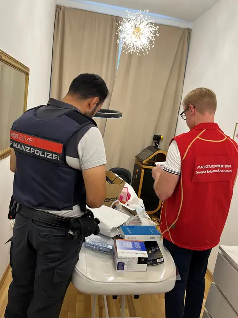 In rudolfsheim-Fünfhaus ist eine als Nagelstudio getarnte, illegale Beautyklinik aufgeflogen. | Foto: Gruppe Sofortmaßnahmen
