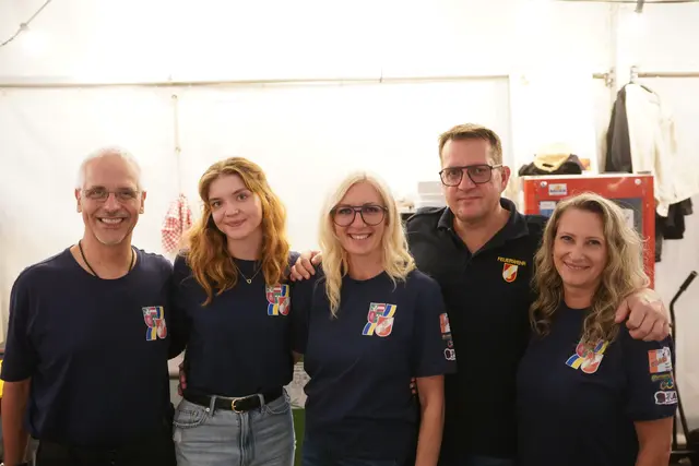 Jan Turner, Johanna, Gabriela und Hannes Thaller sowie Judith Fasching freuten sich über ein stimmungsvolles Fest.