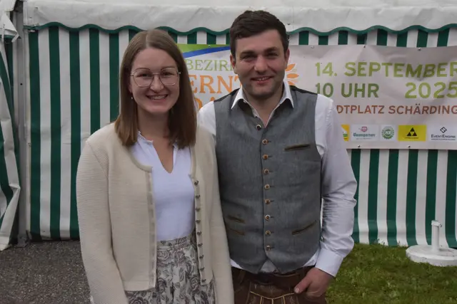 Die jungen "Hausherren" vom Stöffelbauer z'Erledt, Anna und Fabian Ertl. | Foto: Alois Braid / zema.medien.de