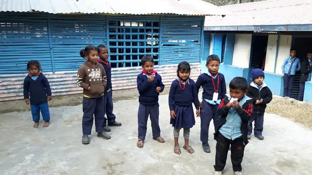 Viele Kinder leben in Armut und können sich den Zugang zu Bildung nicht leisten. | Foto: Weikenkas