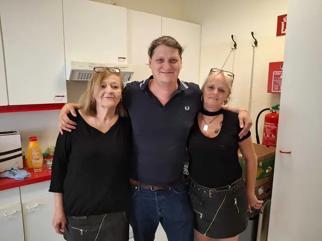 Michi Mayer (Mitte) beim Sommerfest. | Foto: SP WRN