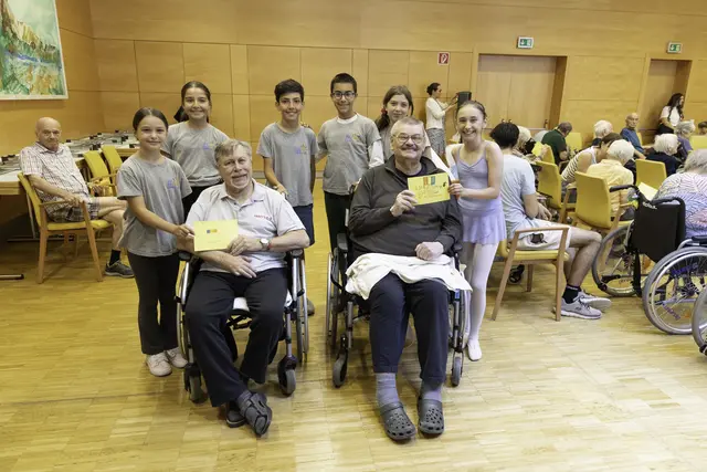 Kinder aus Rumänien und der Türkei durften das VIG Kids Camp Strebersdorf näher kennenlernen. Zu ihrem Programm zählte auch ein Besuch im Kolpinghaus Leopoldstadt.  | Foto: Wiener Städtische Versicherungsverein/Richard Tanzer