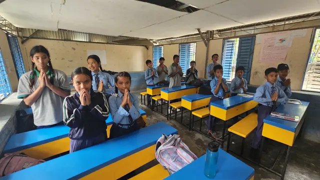 Ein Klassenzimmer in Nepal. | Foto: Weikenkas