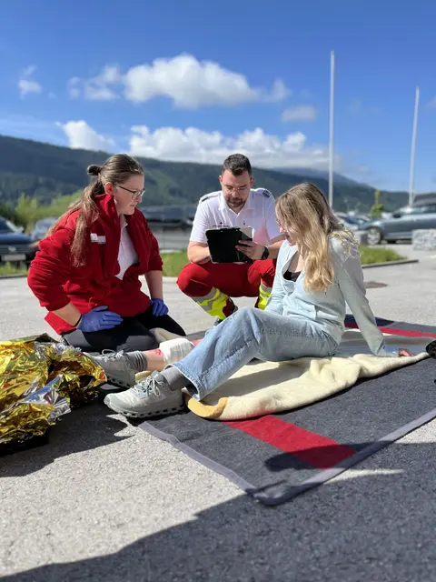 Der Einstieg ins Ehrenamt beginnt meist mit einem unverbindlichen „Schnuppern“ ab etwa 13 oder 14 Jahren.  | Foto: Rotes Kreuz Liezen