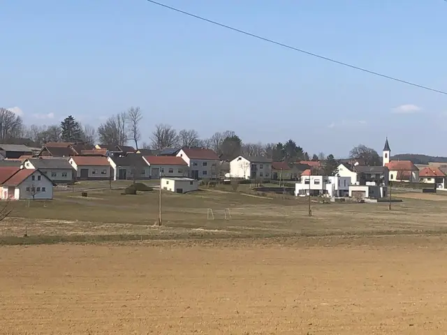Der Unfall ereignete sich am Sonntag auf der Landesstraße 108 in Eisenhüttl. | Foto: Martin Wurglits