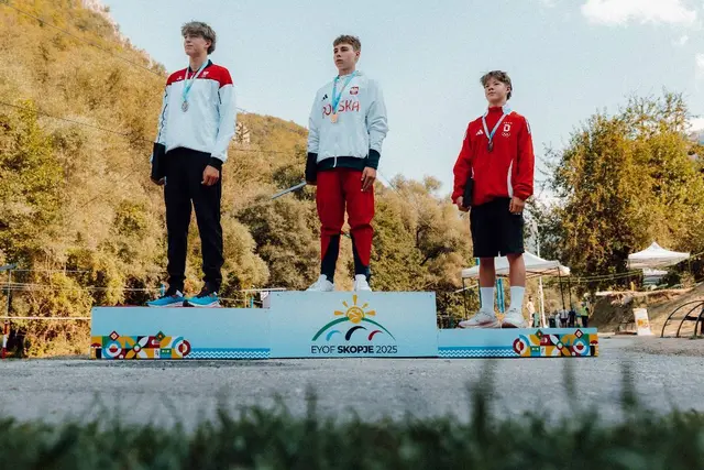  Silber für Österreich: Max Steinbrenner (links) bei der Siegerehrung gemeinsam mit Goldmedaillengewinner Marek Kulczyczki (Polen) und Bronze-Gewinner Timeo Triomphe (Frankreich). | Foto: ÖO/Michael Meindl