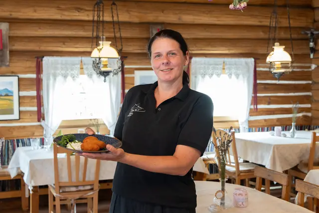 Simone Paukert leitet das Restaurant Herberts Stubn in Feldkirchen bei Graz. | Foto: TV Region Graz- Harry Schiffer