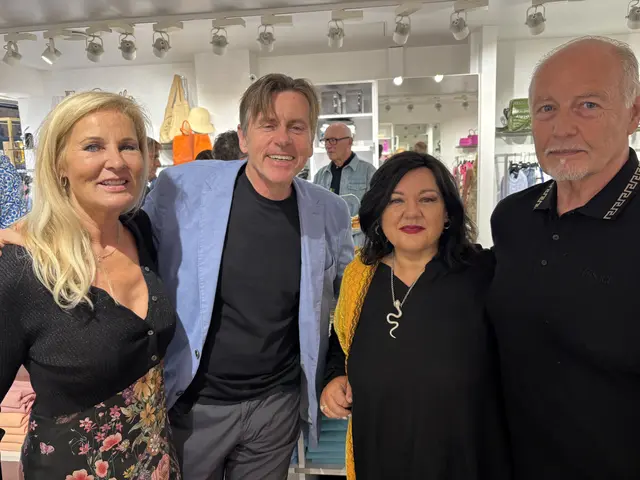 Andrea und Theodor Poppmeier, Patricia und Manfred Staniek (v.l.n.r.).  | Foto: MeinBezirk.at