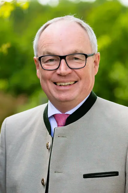 Landeshauptfrau-Stellvertreter Stephan Pernkopf (ÖVP): "NÖ erzeugt ein Viertel des österreichischen Ökostroms." | Foto: EnU