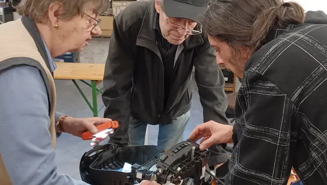 Hier sehen Sie einen Staubsauger, der nach einem Besuch im Repair- und Nähcafé Freistadt wieder seinen Dienst aufnehmen konnte. | Foto: VH OÖ