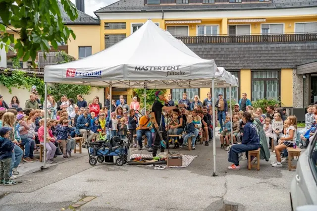 Ob Jung oder Alt: alle waren begeistert am Marktfest in Straßwalchen. | Foto: photoartmila