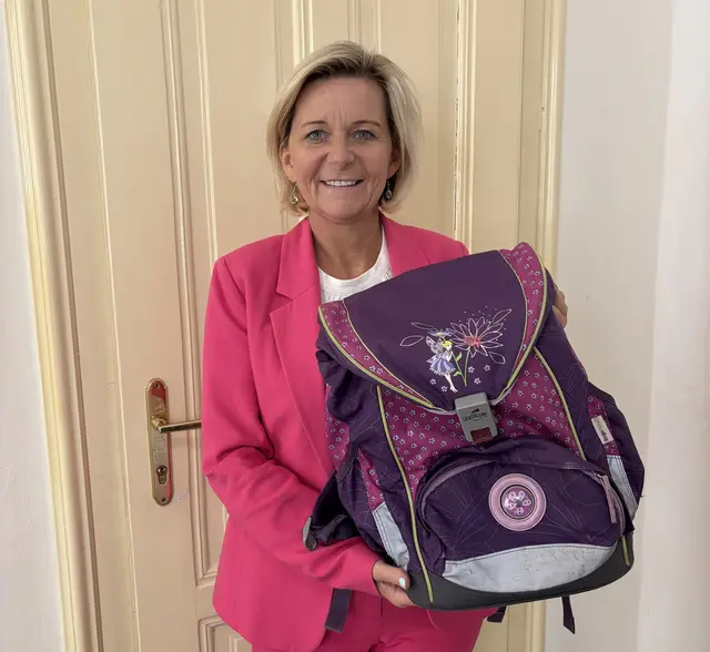 Bürgermeisterin Ines Schiller lädt zum Schulsachen-Basar in Bad Ischl. | Foto: Stadtgemeinde Bad Ischl