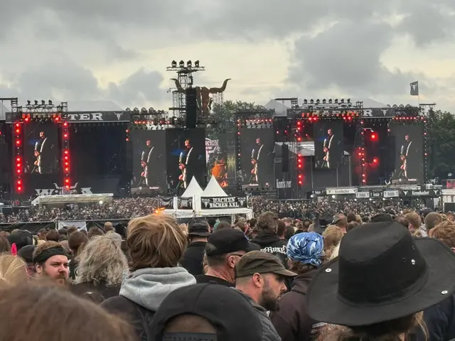 Die beiden Hauptbühnen des Mega-Musik-Festivals