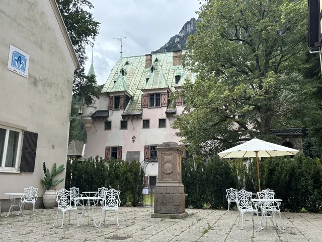 Die Grundmauern des Schloss Leopoldstein stammen aus dem Jahr 1434.  | Foto: MeinBezirk/Laura Jung