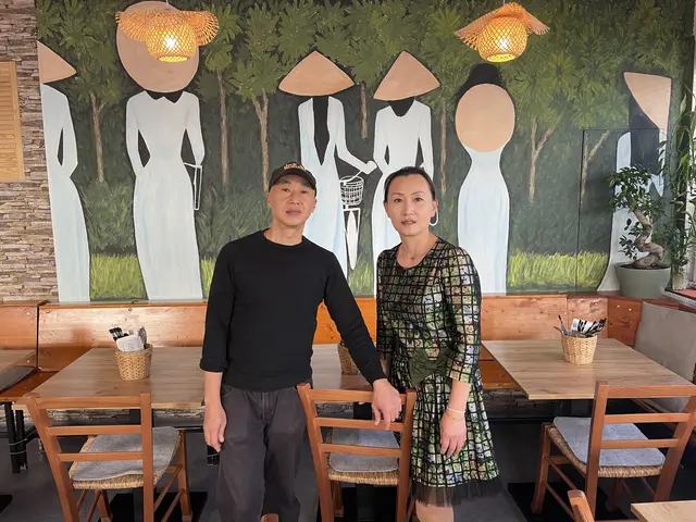 Minh Dam und seine Frau führen gemeinsam das Saison Bistro am Meidlinger Markt. | Foto: Fabian Franz