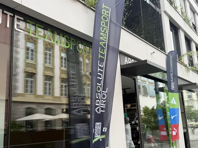 Absolute Teamsport findet Ihr in Innsbruck in der Wilhelm-Greilstraße 10 und in Wörgl in der Giselastraße 1 sowie auf Facebook unter teamsport.tirol