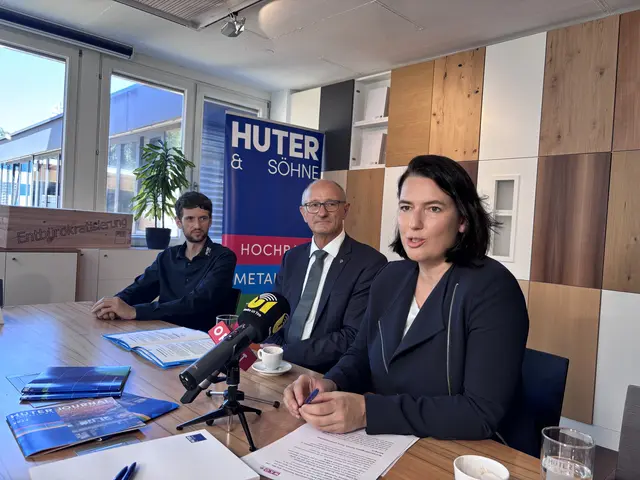 WK-Präsidentin Barbara Thaler hat bereits mehrfach Forderungen an den Bund gestellt.  | Foto: Haun