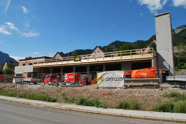 Nur fünf Monate nach dem Spatenstich steht der Rohbau des neuen Rüsthauses der Freiwilligen Feuerwehr Eisenerz. | Foto: FF Eisenerz / OBIaD Erich Hubinger