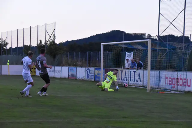 Keine glückliche Figur machte Radislav Tanashchuk beim 1:0 für die Stegersbacher. | Foto: Michael Strini