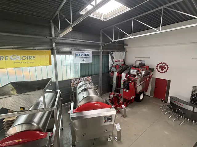 Über die Jahre hatte sich Wottle zum Komplettanbieter für Weinbauprodukte entwickelt. Pure Investment griff durch operatives Investment ein und lenkt den Betrieb in die wirtschaftliche Zukunft.  | Foto: Thiem/MeinBezirk 