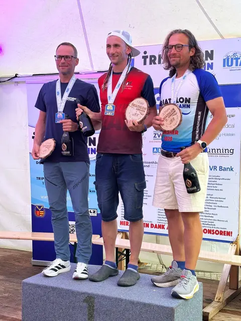 Andreas Six (l.) sicherte sich Platz drei.