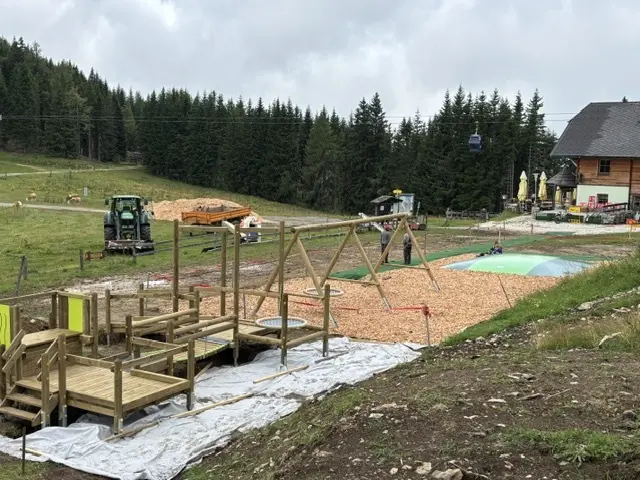 Der neue Spielplatz beim Grebenzenhaus. | Foto: Grebenzen