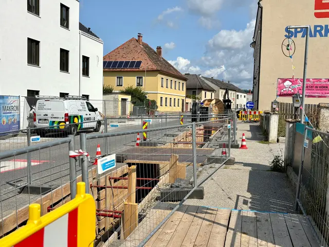 In der Horner Innenstadt sorgt der Baustellensommer 2025 für Unmut bei Unternehmern. | Foto: Markus Kahrer
