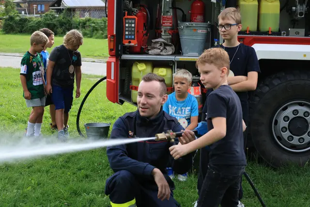 50 Kinder machten bei der Ferienpass-Aktion der vier Andorfer feuerwehren mit. | Foto: FF Andorf/FF Pimpfing