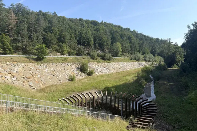 Der Hochwasserschutz Mödringbach hielt immensen Wassermengen schon mehrfach stand. | Foto: Herbert Gschweidl