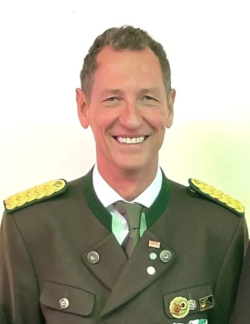 Gerald Brandstätter wirbt für das Sportschießen. | Foto: Brandstätter