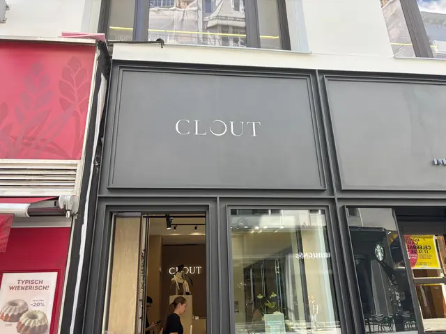Mit dem neuen Flagshipstore von "Clout" in der Neubaugasse 1 will man eine leistbare Alternative zu Fast Fashion Schmuck bieten.  | Foto: Pia Rotter/MeinBezirk