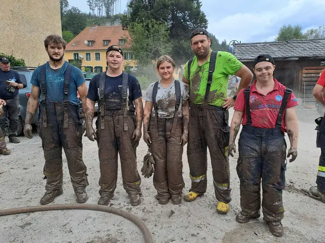 Mitglieder der Freiwilligen Feuerwehr Thörl beim Hilfseinsatz im Juli 2024. | Foto: Günther Wagner