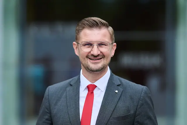 Christian Penn freut sich über den Fortbestand des Jugendzentrums in Eferding. | Foto: Peter Christian Mayr