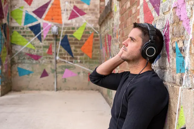 Podcast sind im Trend und werden das wohl für eine Weile auch sein. Auch beim Podcast der Wirtschaftskammer Salzburg gibt es seit März 2024 zweimal im Monat neue Episoden. | Foto: Zach-Kadolph