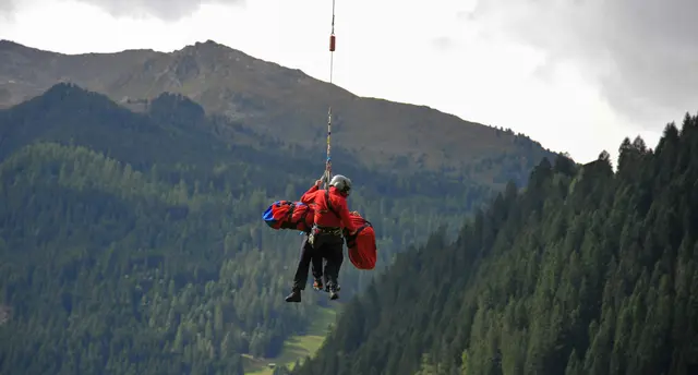 Tödlicher Absturz im Hochgebirge: Die 26-Jährige kam im steilen, rutschigen Gelände ums Leben. (Symbolbild) | Foto: zoom tirol