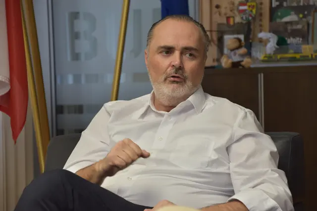 Landeshauptmann Hans-Peter Doskozil leitete nun neue, widmungsrechtliche Schritte ein. | Foto: Stefan Schneider