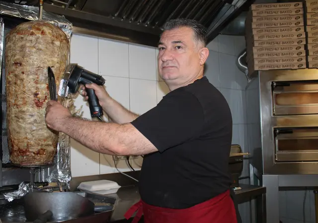 Das Fleisch am Spieß darf nicht fehlen. | Foto: MeinBezirk