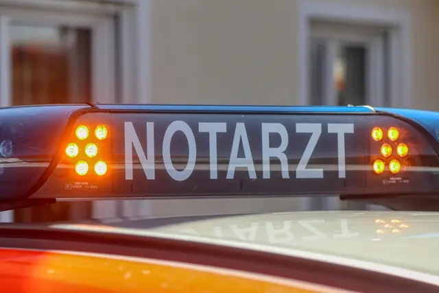 Trotzdem erlag er 89-Jährige trotz Reanimationsmaßnahmen durch einen Notarzt noch an der Unfallstelle seinen Verletzungen. (Symbolfoto) | Foto: pixabay