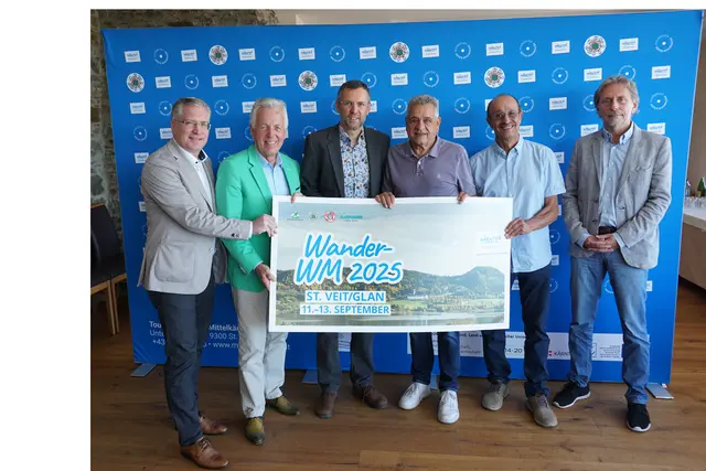 Martin Kulmer (Bürgermeister St. Veit), Herbert Gaggl (LAbg. und Bürgermeister Moosburg), Gunter Brandstätter (GF Tourismusregion Mittelkärnten), Gerhard Mock (Obmann Tourismusregion Mittelkärnten), Rudolf Bräuml (Geschäftsführer und Vizepräsident ÖVV), Martin Doblhammer (Marketingleiter Kärnten Werbung)