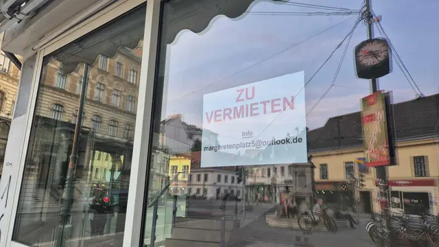 "Zu Vermieten" steht nun auf der Scheibe. | Foto: Michael Marbacher/MeinBezirk