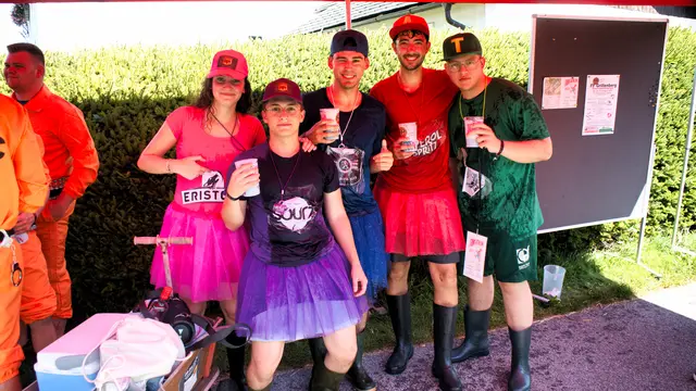 Alvin und die Alkoholiker: Sarah, Mika, Rene, David und Filipp