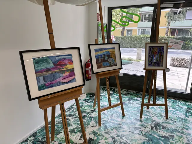Weitere Gemälde in der Galerie. | Foto: Schrofner