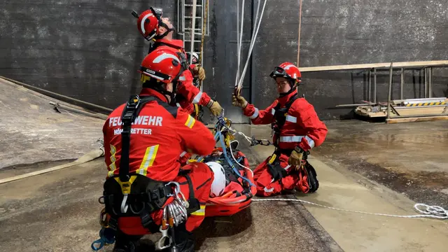 Zu einem spektakulären Einsatz der Feuerwehr samt Rettung ist es am Freitagnachmittag im Wiener Stephansdom gekommen. (Symbolfoto) | Foto: Verbund AG