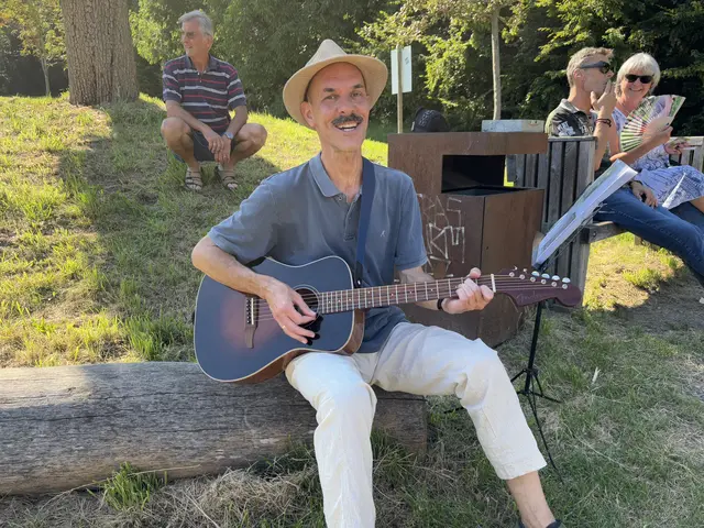 Wolfgang Sang sorgte für die musikalische Untermalung. | Foto: MeinBezirk/Hofmüller